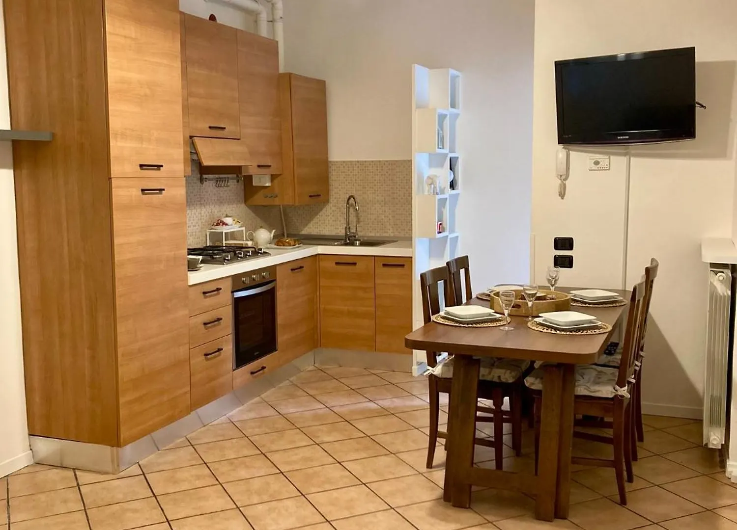 Casatua Villa Bergamo 0*,